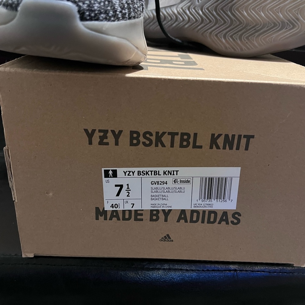 Yeezy Slate Blue BSKTBL men Size 7.5 with box, worn once for 2 hours. Mint